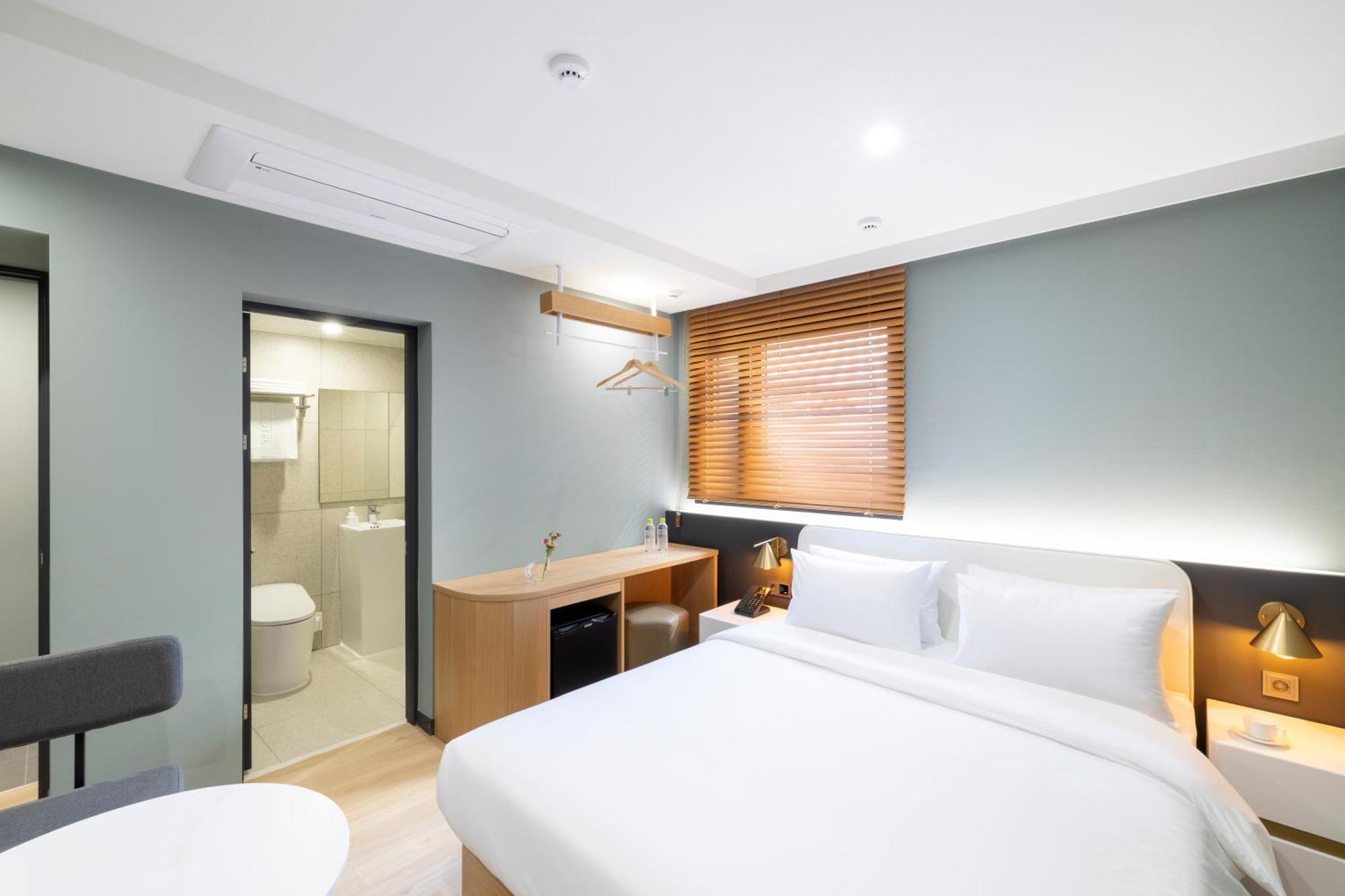 Busan H-Avenue Hotel Seomyeon Station Экстерьер фото